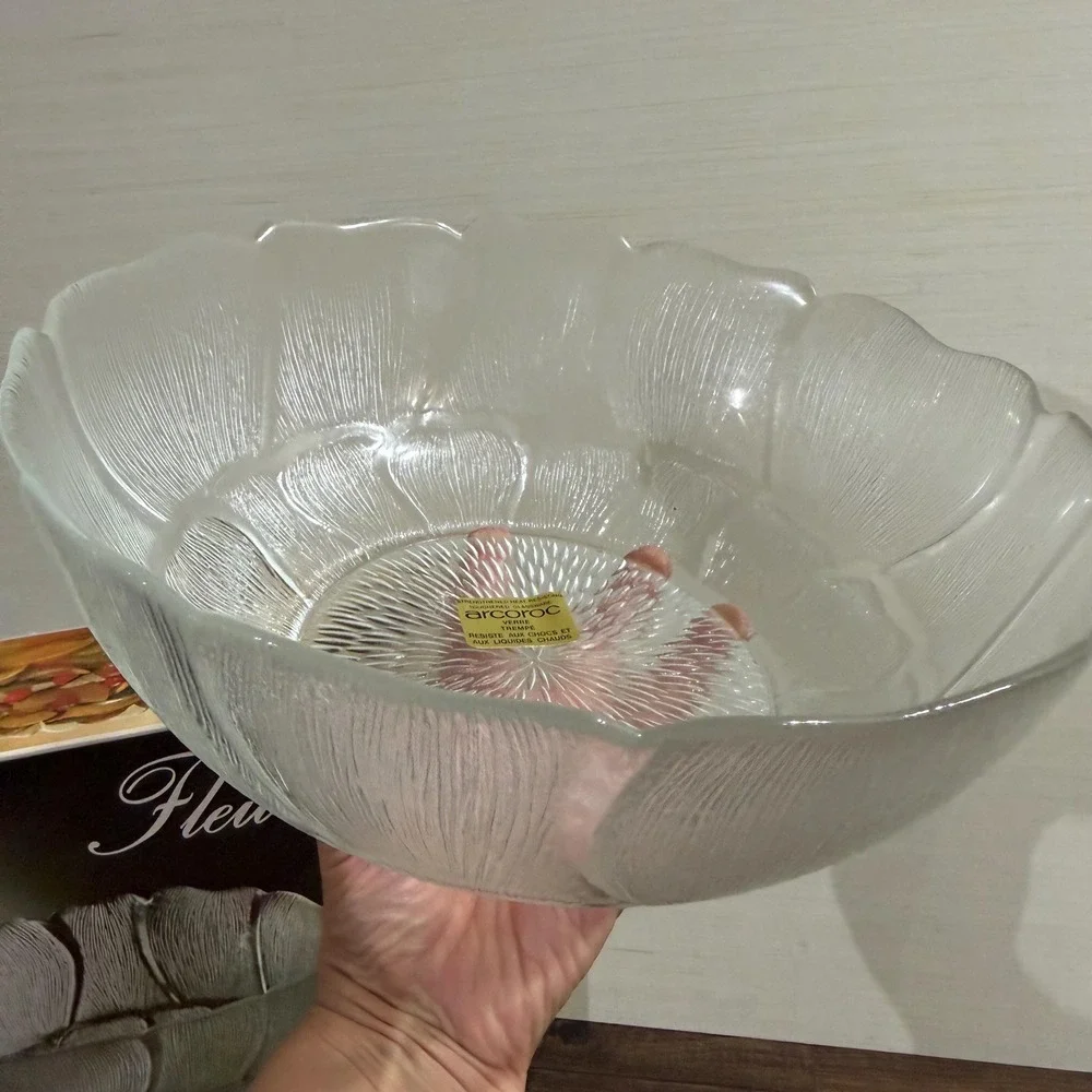 VTG 70s NOS Arcoroc French Glass Flower Salad Bowl 10.5